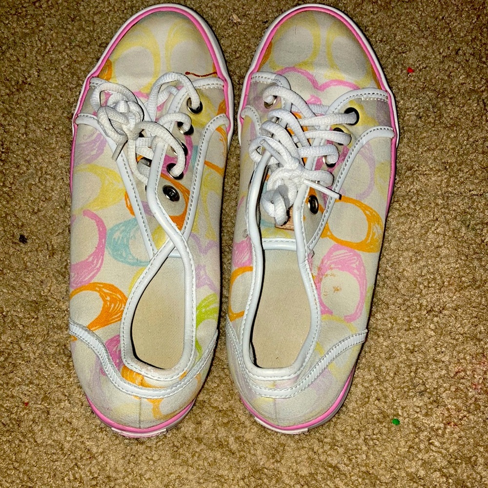 Pair of shoes size 7 1/2 good condition worn once